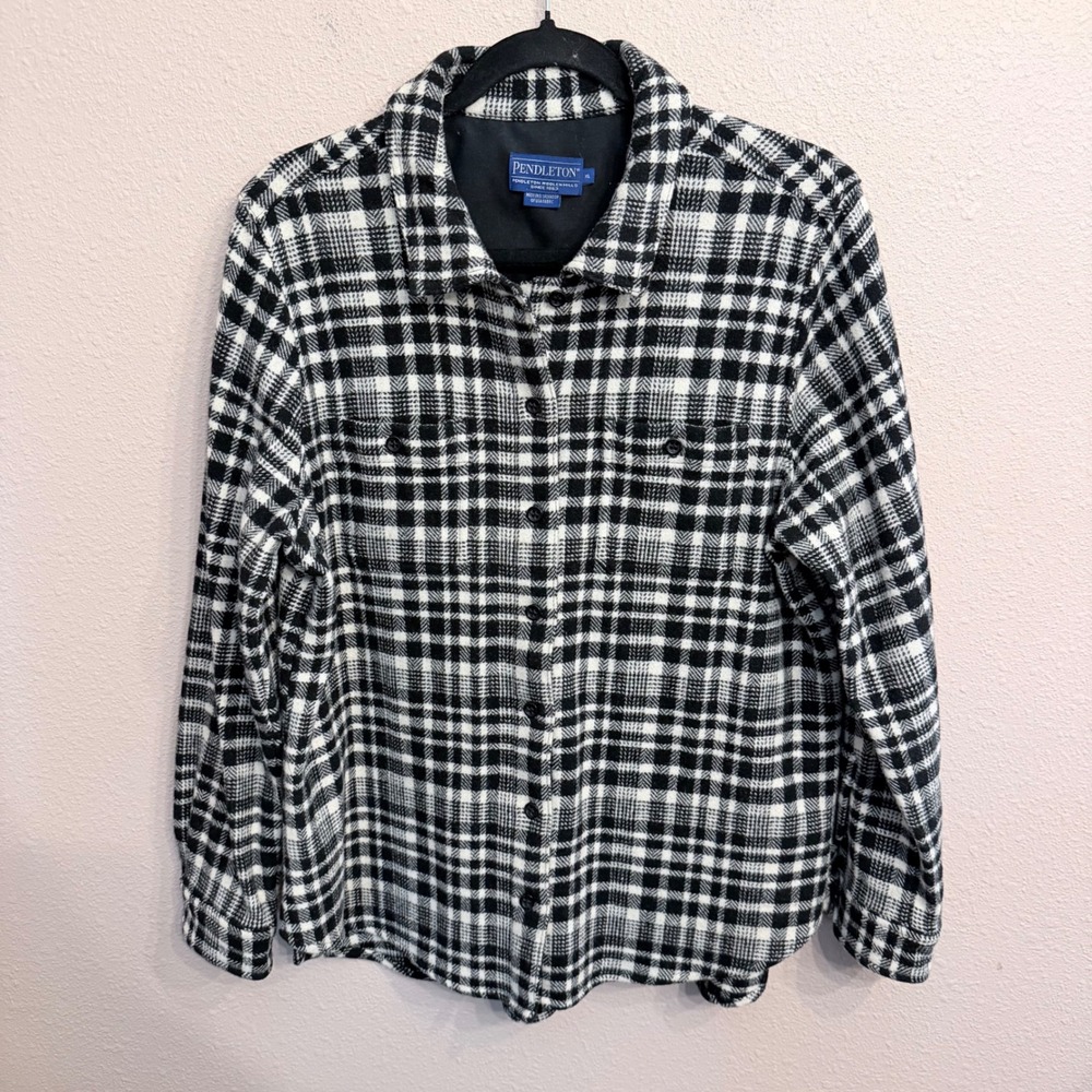 Pendleton Wool Flannel Shirt XL Black White Plaid Virgin Lambswool Button Down